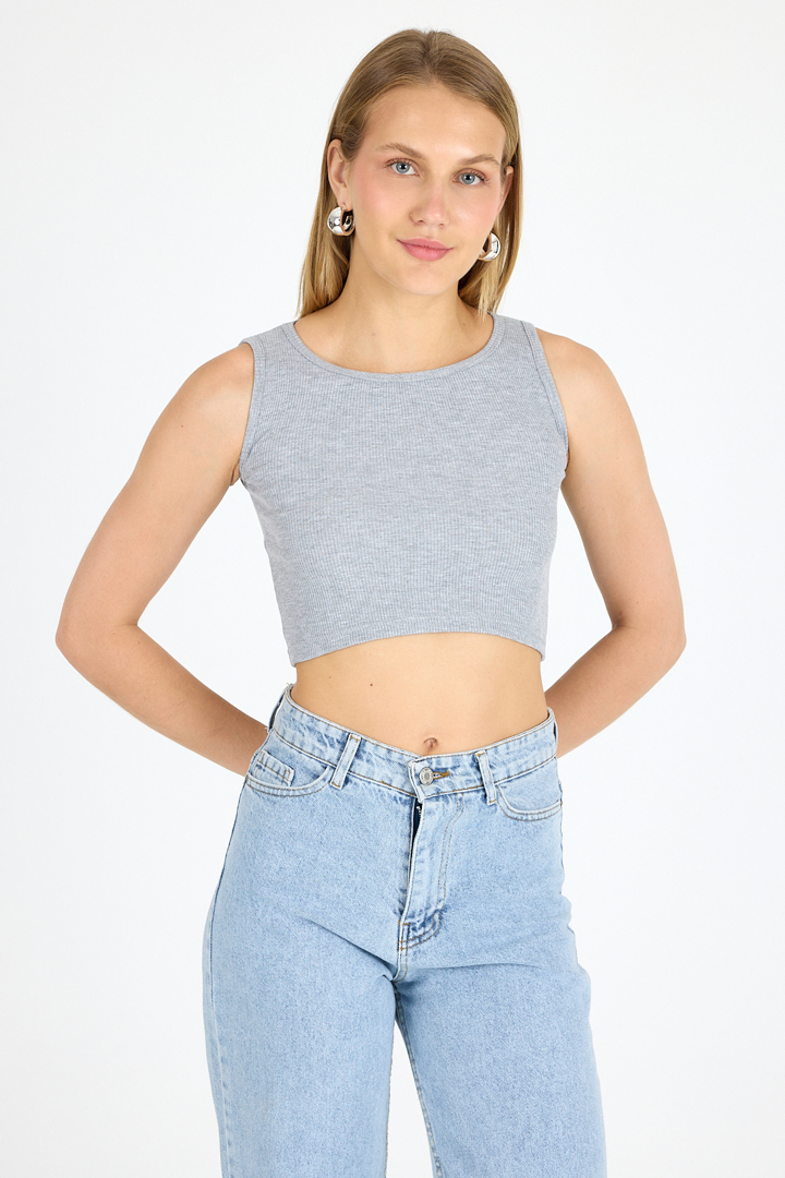 Picture of Kadın Pamuklu Fitilli Halter Yaka Kalın Askılı Crop Gri